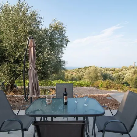 Οίνου Γη Ιθάκη - Winelandithaca Perachori Exterior photo