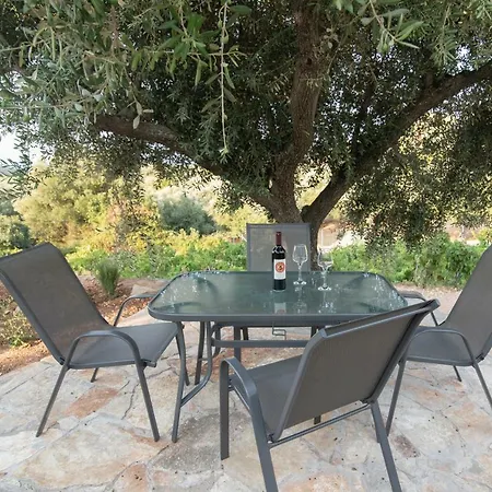 Οίνου Γη Ιθάκη - Winelandithaca Perachori Exterior photo